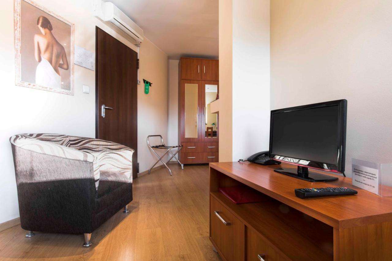 Hotel Maria Βαρσοβία Δωμάτιο φωτογραφία